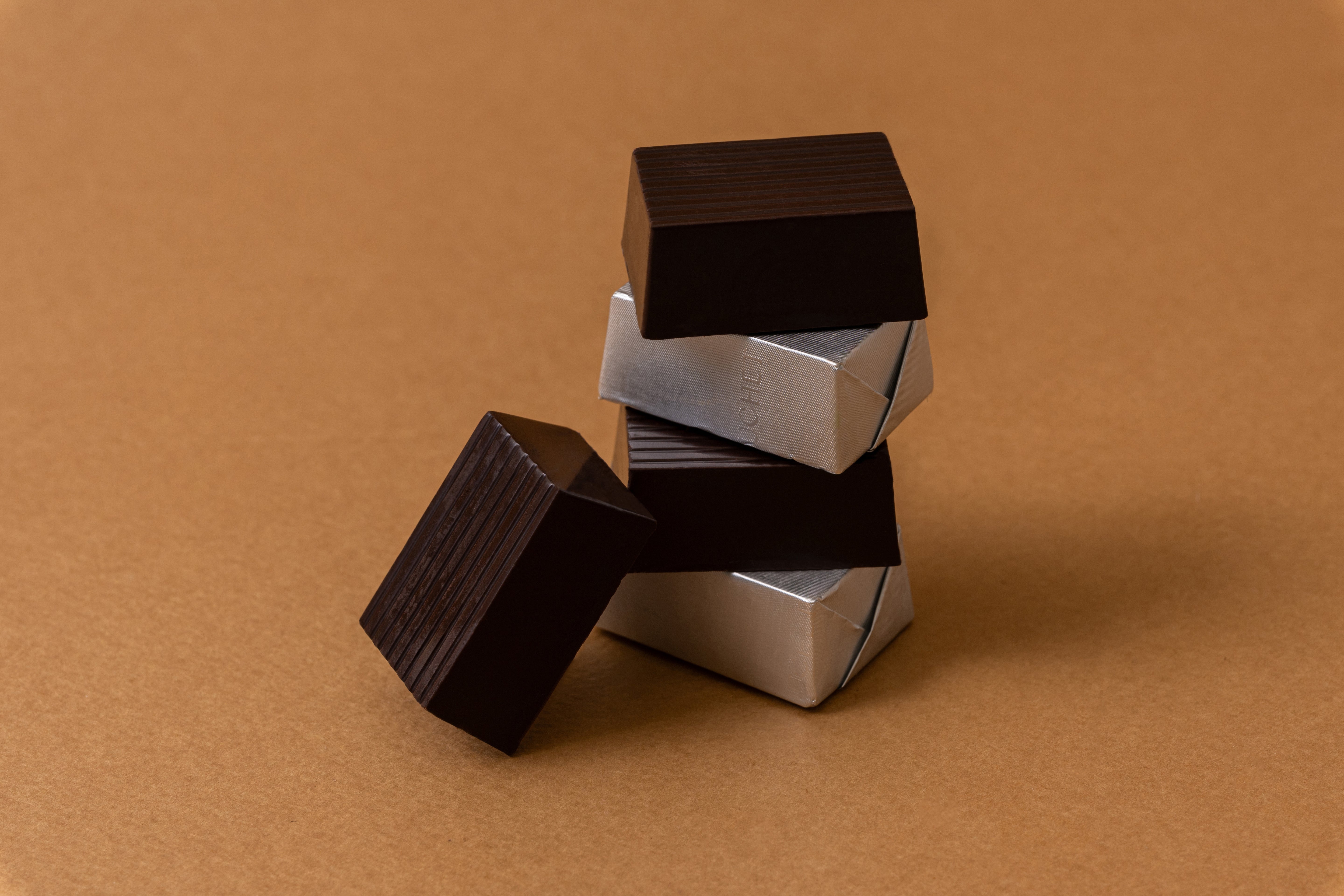 Dark Almond Praline Feuilletine