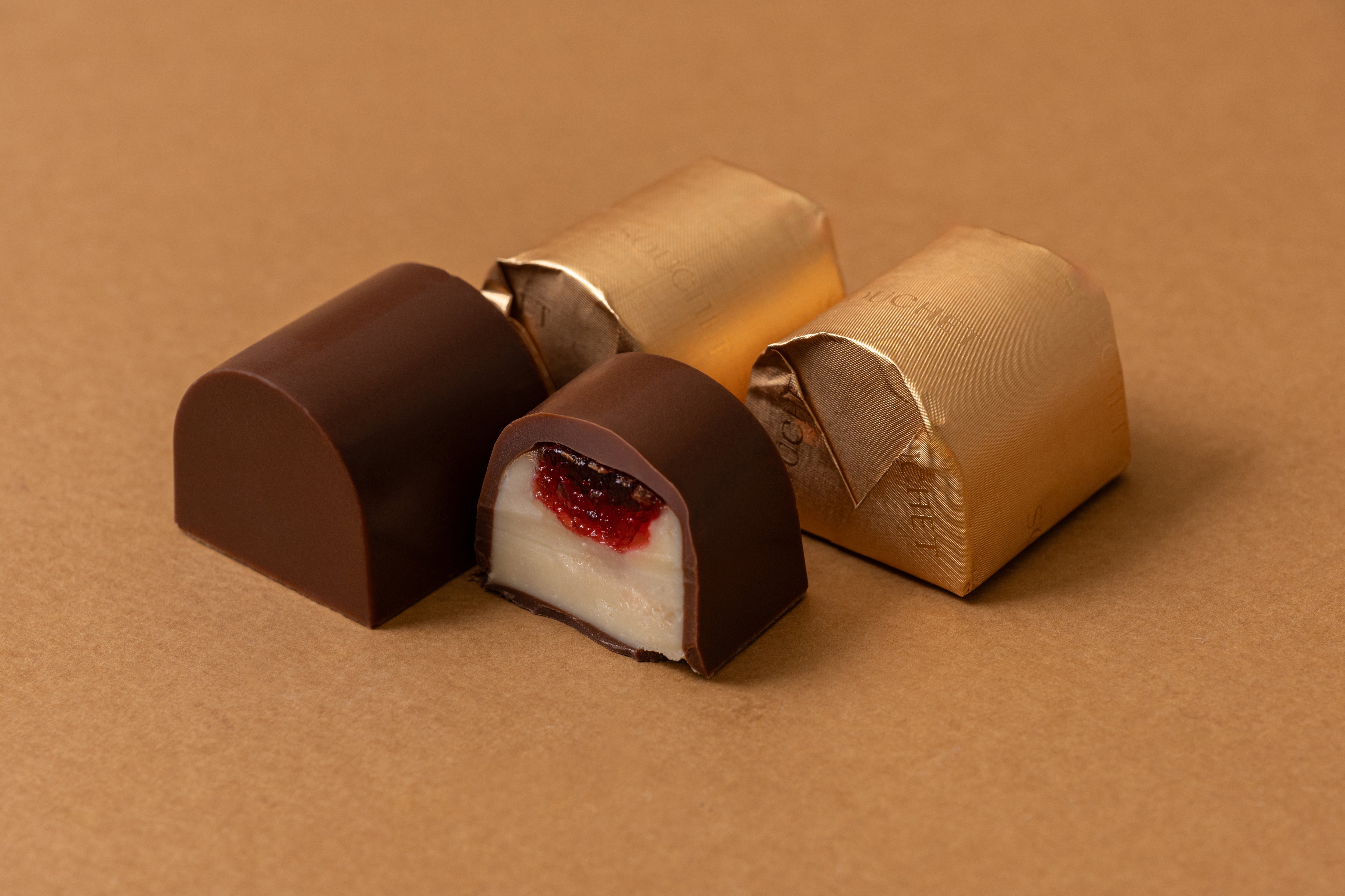 Raspberry and Biscuit Cheesecake